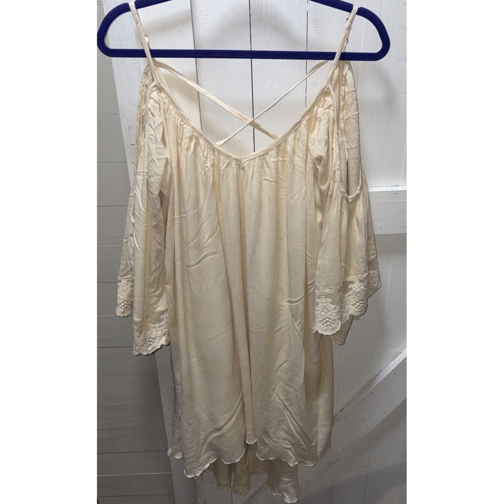 Joyfolie Dela Dress Women's Medium Cream High Low Cold Shoulder Crochet Detail